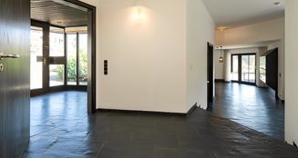 von_poll_real_estate_property_25248028_image_1