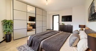 von_poll_real_estate_property_25248028_image_15