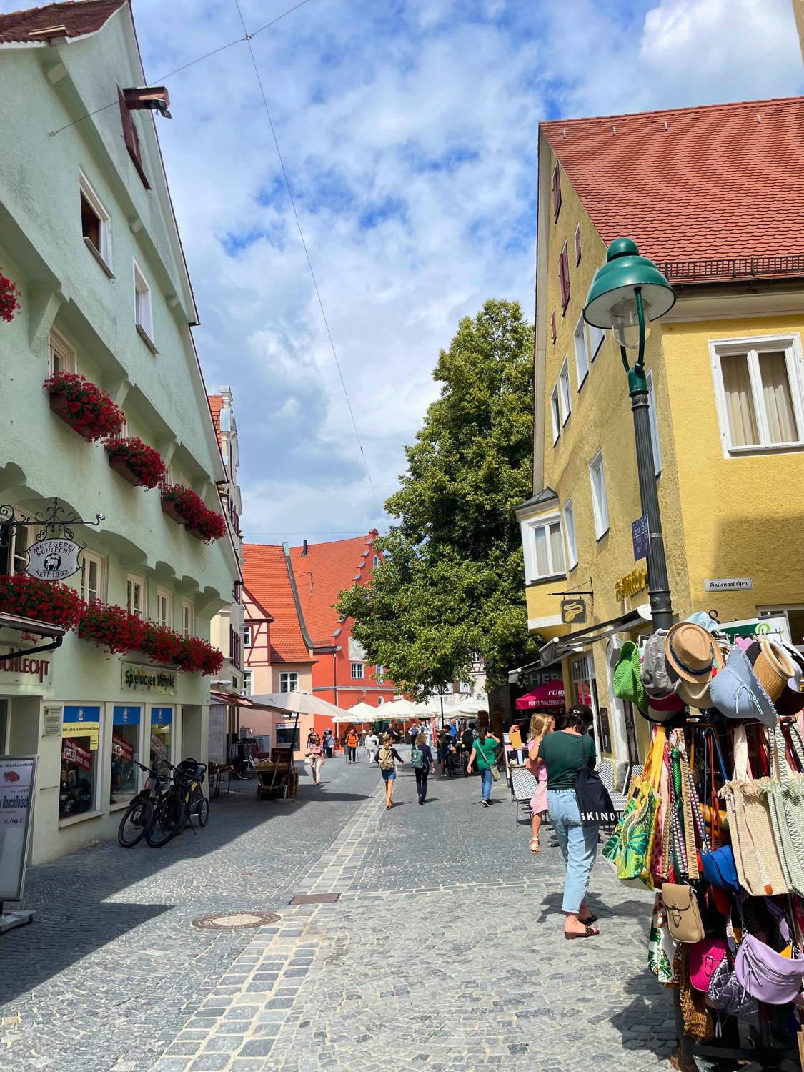 Seltenes Angebot - Ladengeschäft in 1A-Lage in der Nördlinger Fußgängerzone mit ca. 300m²