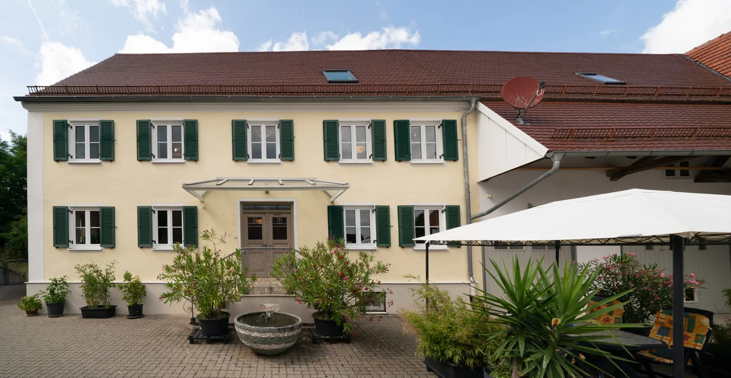 Ein Anwesen, das mehr kann! Pferde, Autos oder Hightech - hier haben Sie alle Möglichkeiten