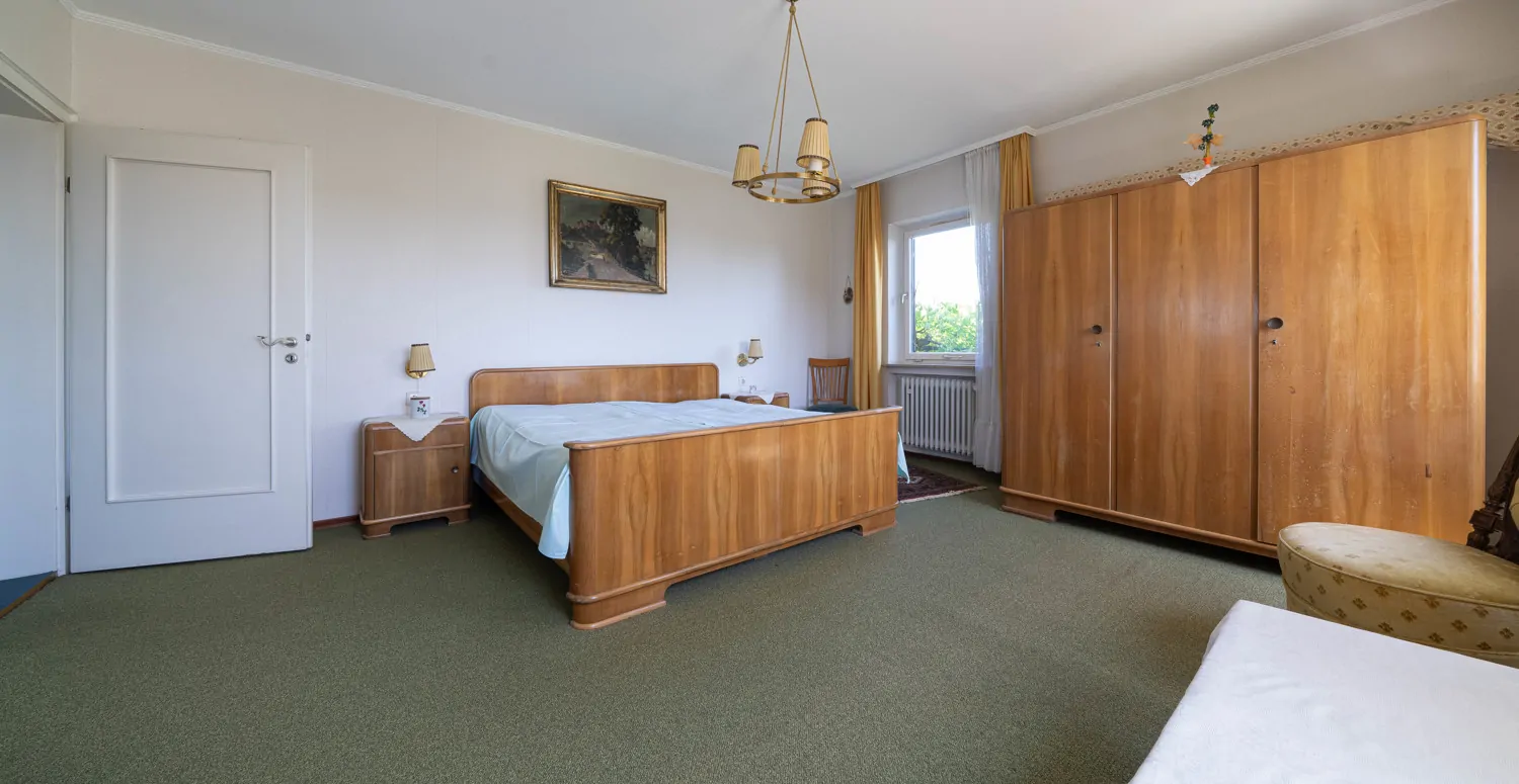 Charmante Villa in Alleinlage mit Weitblick – Ein Refugium mit Charme und Geschichte in Ebermergen