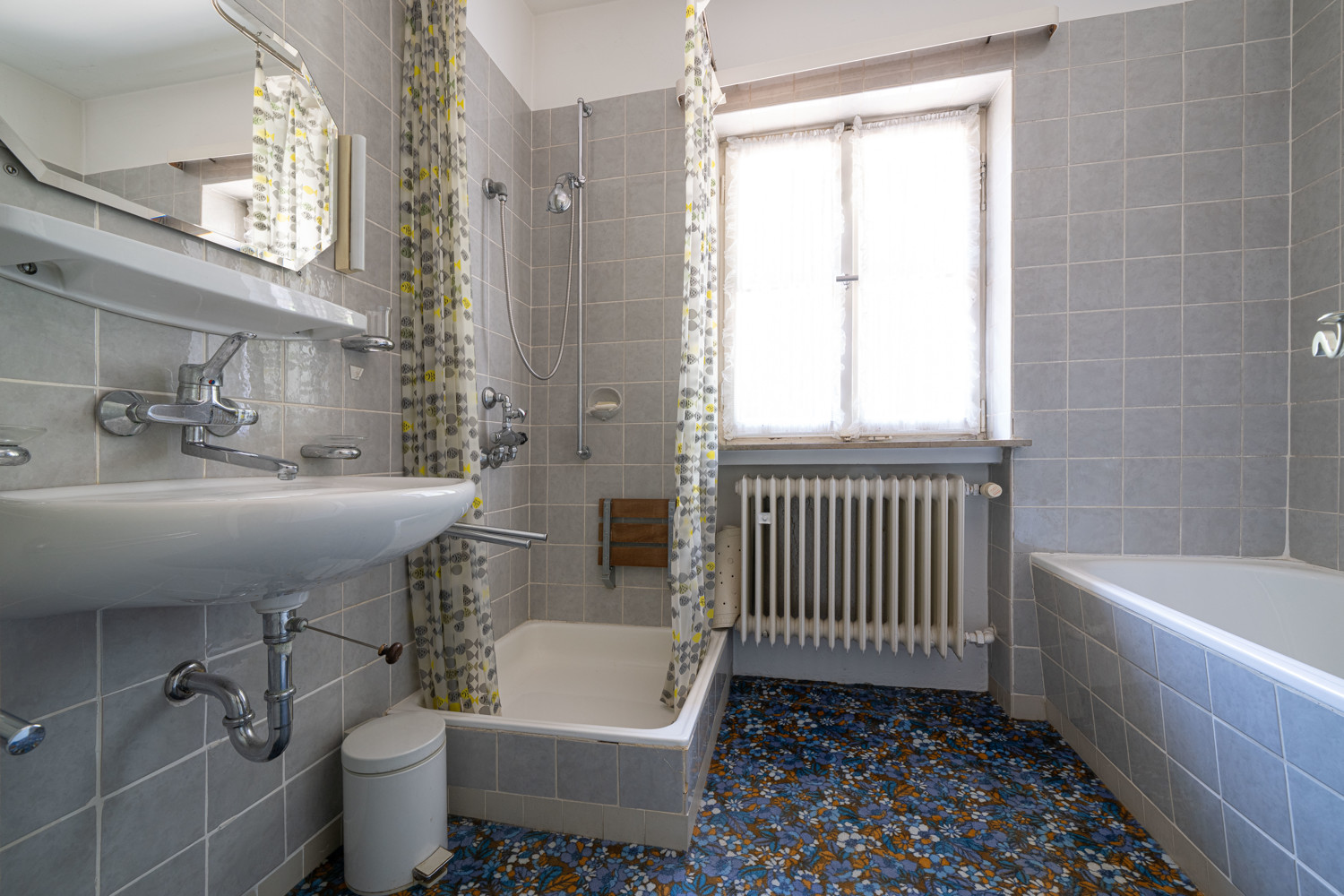 Charmante Villa in Alleinlage mit Weitblick – Ein Refugium mit Charme und Geschichte in Ebermergen