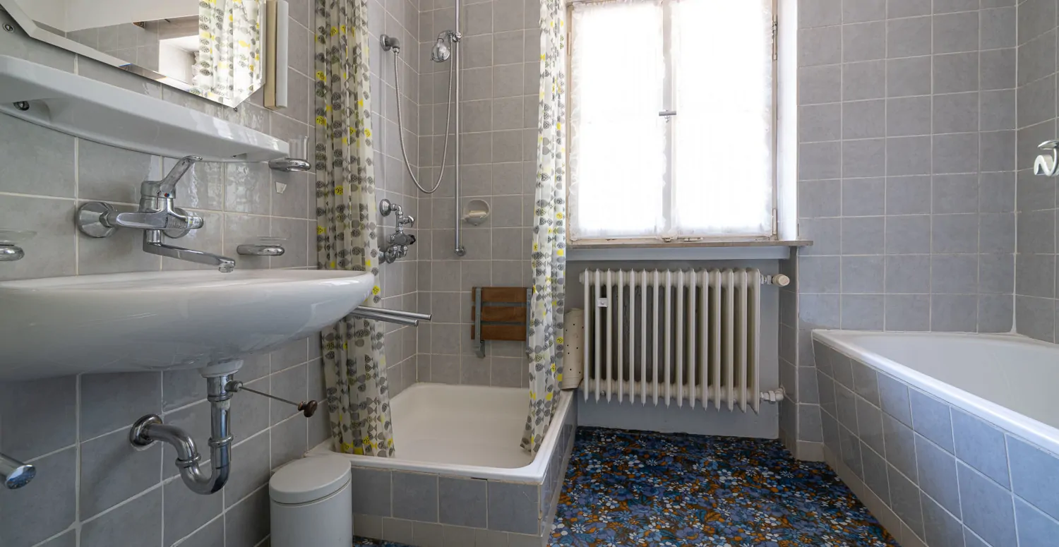 Charmante Villa in Alleinlage mit Weitblick – Ein Refugium mit Charme und Geschichte in Ebermergen