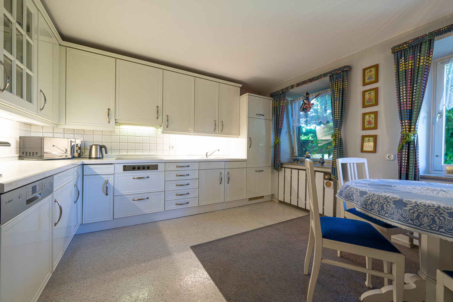 Charmante Villa in Alleinlage mit Weitblick – Ein Refugium mit Charme und Geschichte in Ebermergen