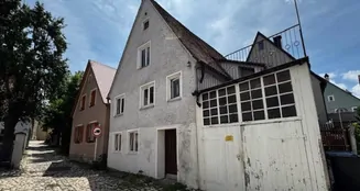 von_poll_real_estate_property_25248059_image_0