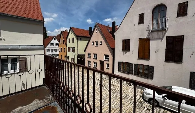Reizvolles Altstadthaus mit Garage, Dachterrasse und viel Potenzial