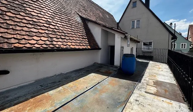 Reizvolles Altstadthaus mit Garage, Dachterrasse und viel Potenzial
