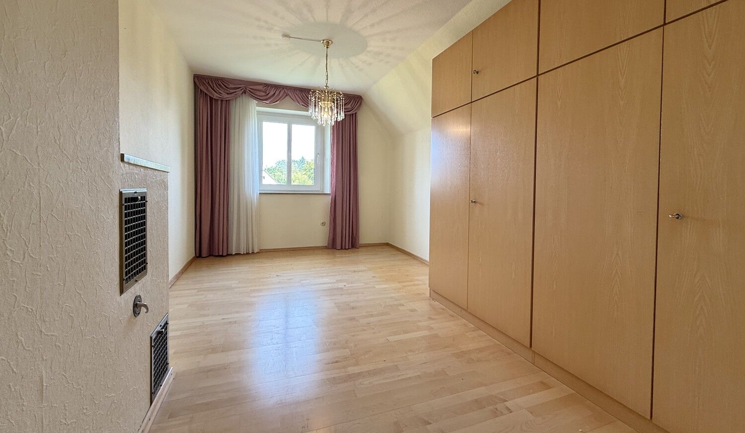 Kinderzimmer 2 OG