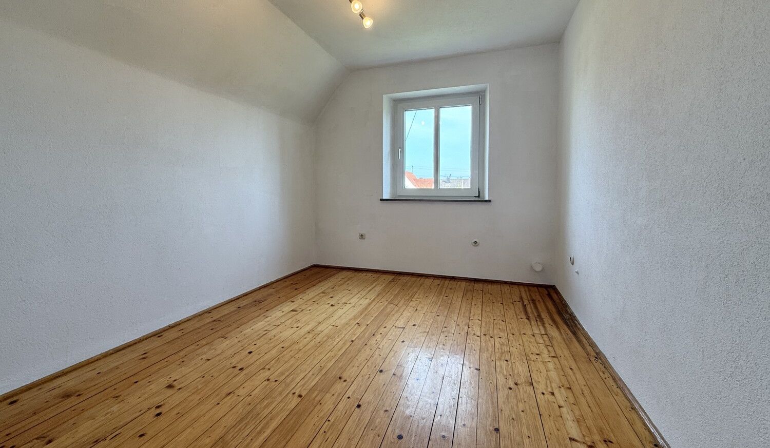 Kinderzimmer 1 OG