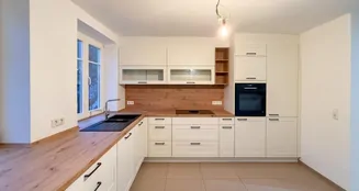 von_poll_real_estate_property_25248078_image_0