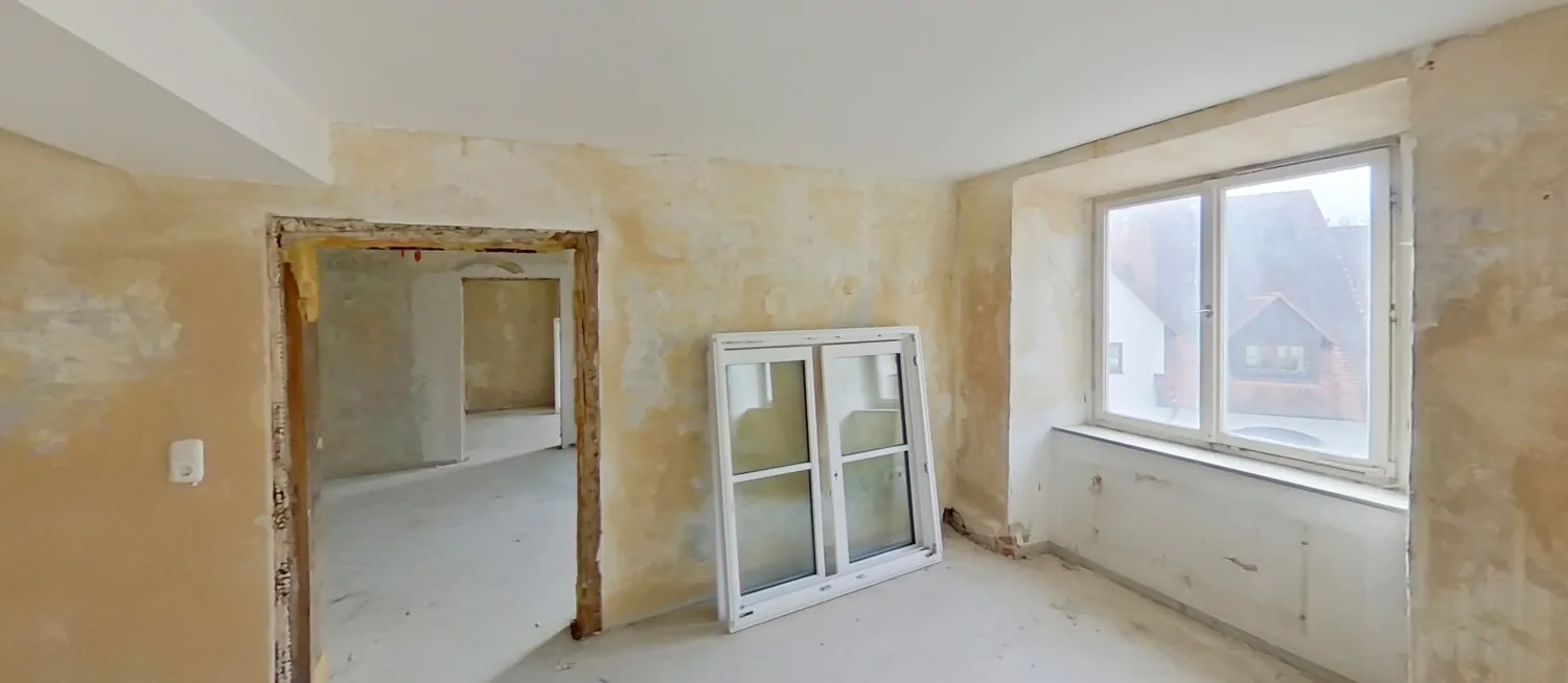 Kapitalanlage im Denkmal mit zehn möglichen Wohneinheiten in bester Lage von Oettingen!