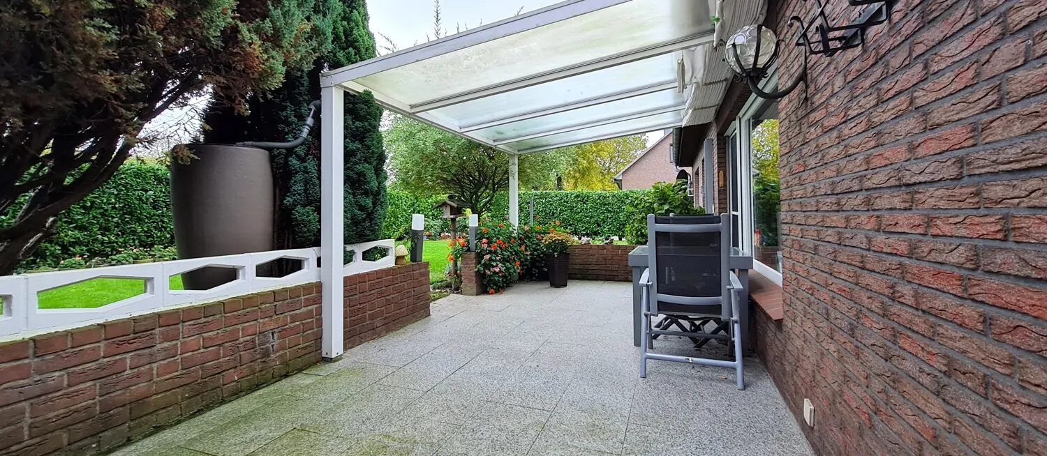 Überdachte Terrasse