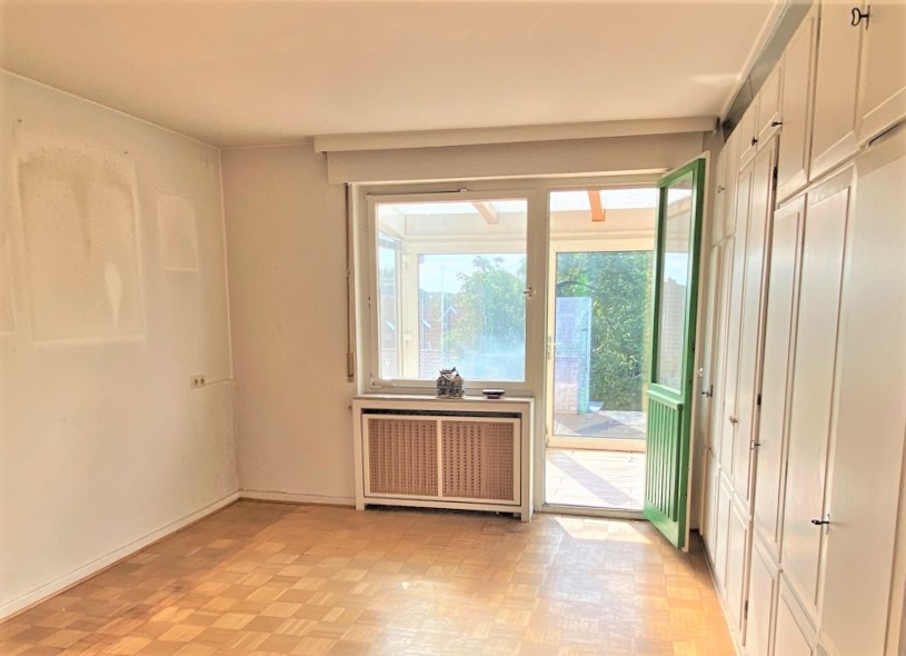 Ankleidezimmer mit Wintergarten