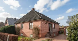 von_poll_real_estate_property_25240029_image_0