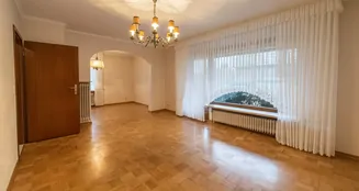 von_poll_real_estate_property_25240029_image_2