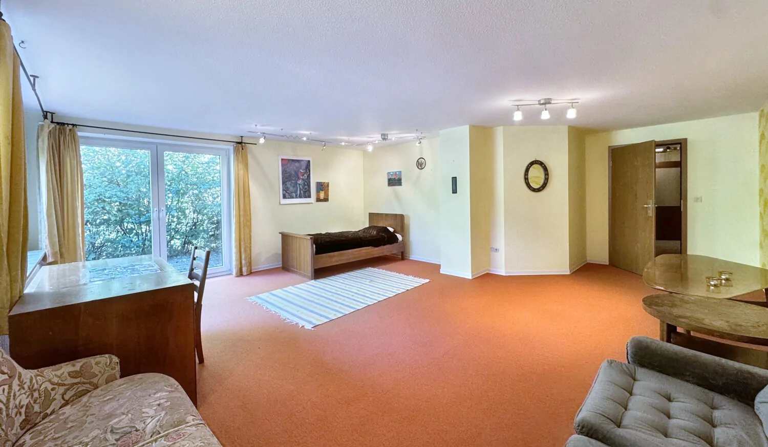 Zimmer im wohnlich ausgebautem Untergeschoss