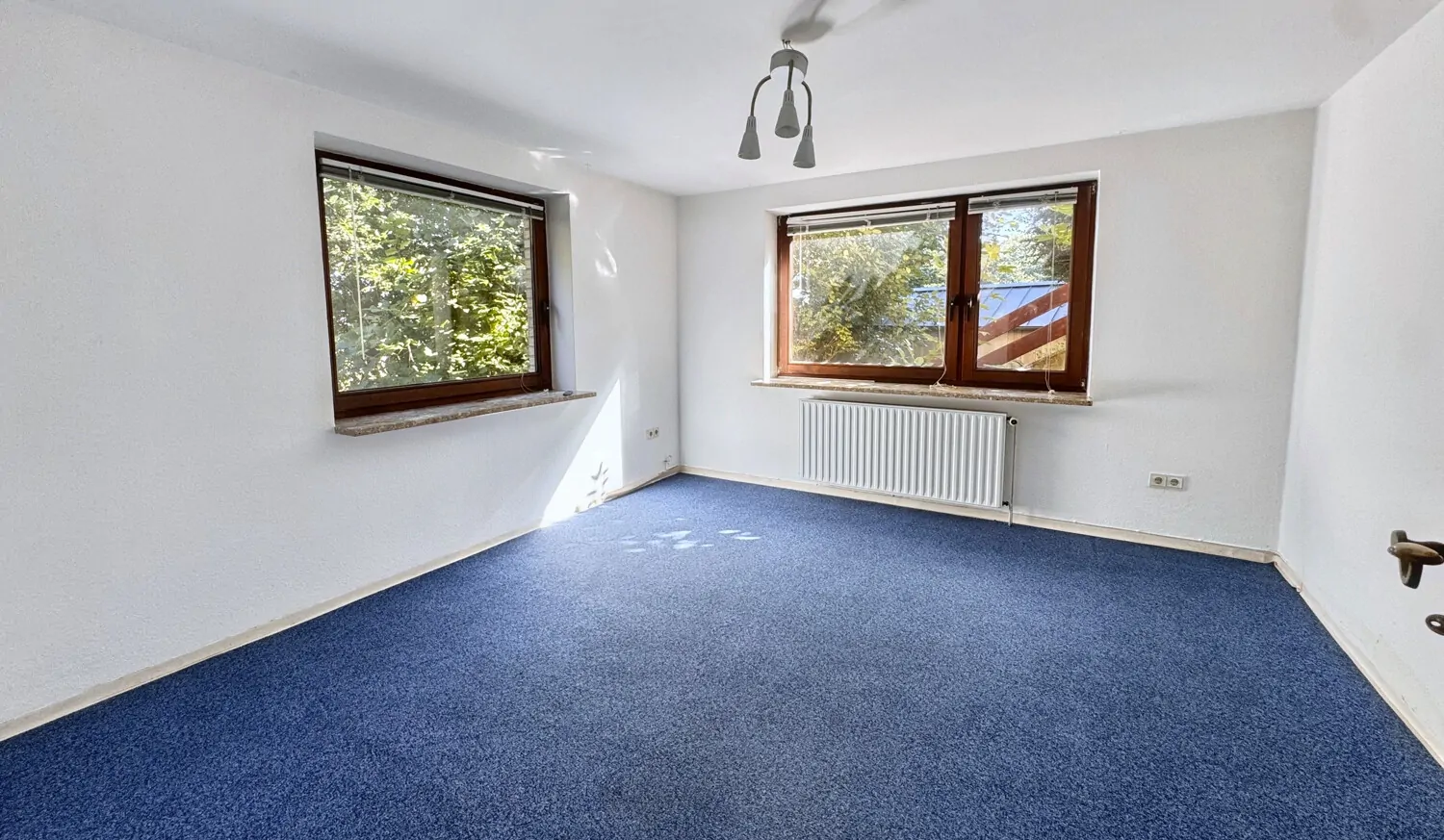 Zimmer im wohnlich ausgebautem Untergeschoss