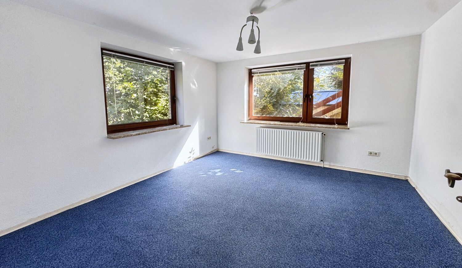 Zimmer im wohnlich ausgebautem Untergeschoss