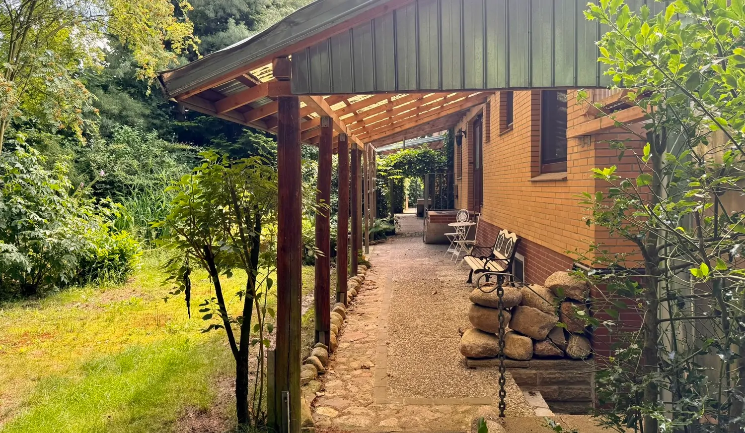 Eingangsbereich Außen