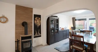 von_poll_real_estate_property_24240038_image_2