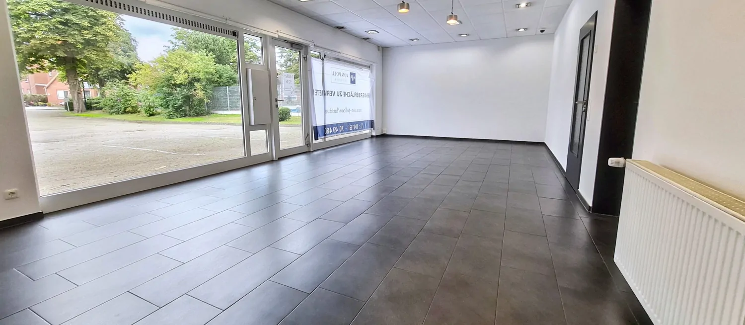 Verkaufsraum / Büro