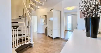 von_poll_real_estate_property_26240001_image_2