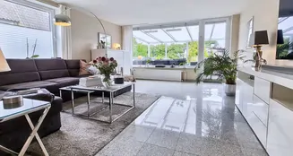 von_poll_real_estate_property_25240025_image_11