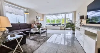 von_poll_real_estate_property_25240025_image_11