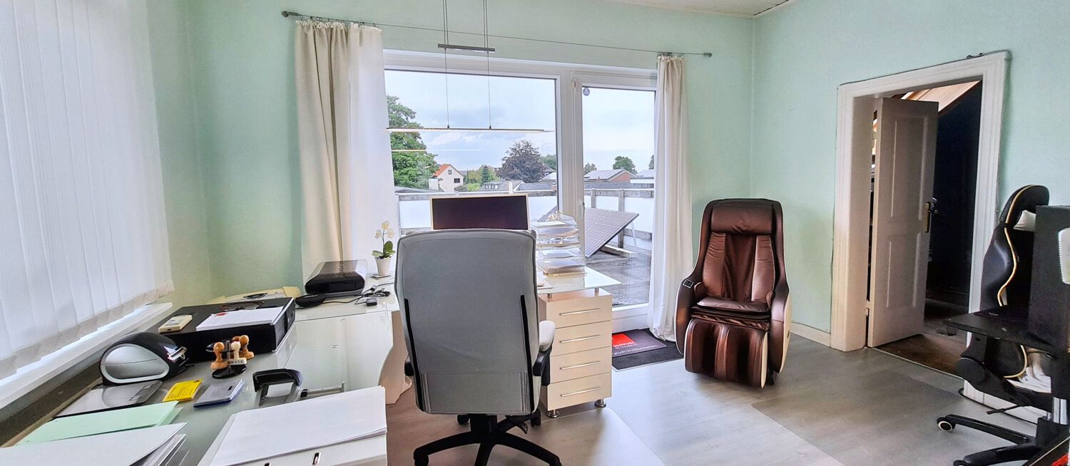 Büro / Zimmer