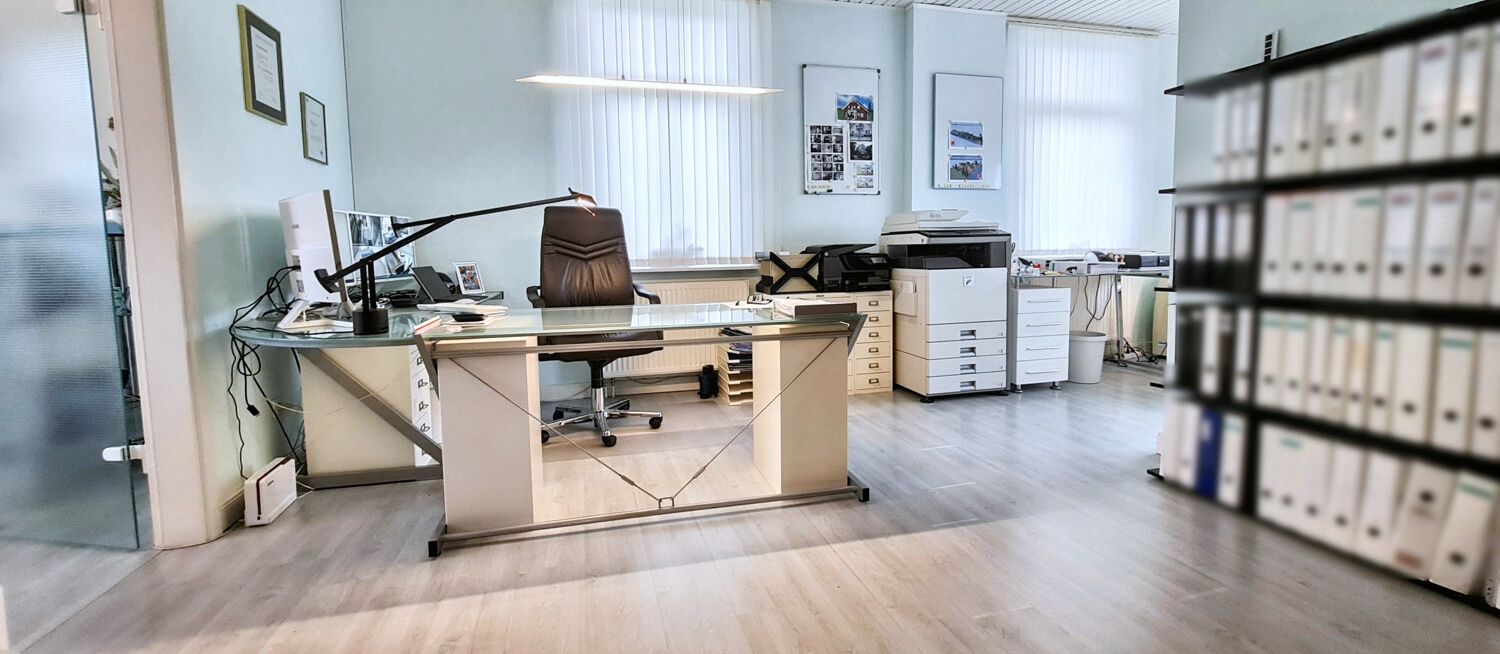 Büro / Zimmer