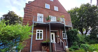 von_poll_real_estate_property_25240023H_image_1