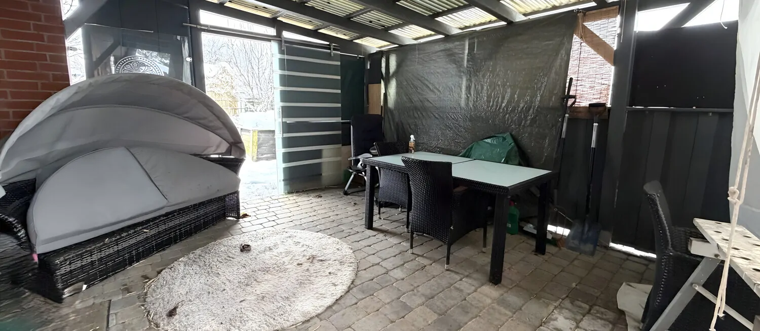 Überdachte Terrasse