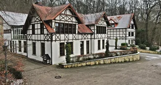 von_poll_real_estate_property_24216002_image_2