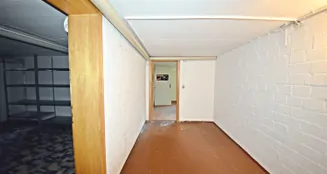 von_poll_real_estate_property_24216019_image_23