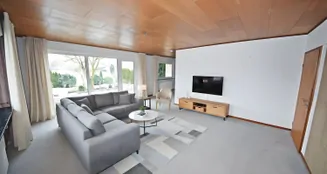 von_poll_real_estate_property_24216017_image_4