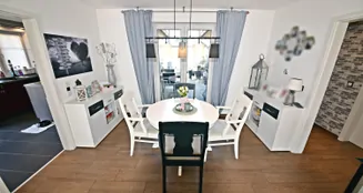 von_poll_real_estate_property_25216003_image_9