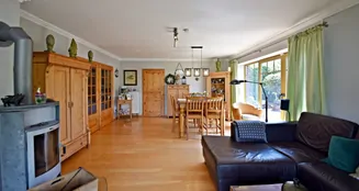 von_poll_real_estate_property_25216012_image_11