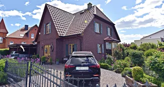 von_poll_real_estate_property_25216012_image_1