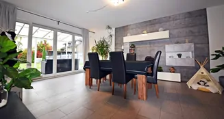 von_poll_real_estate_property_25216018_image_6