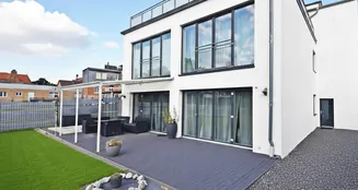 von_poll_real_estate_property_25216018_image_0