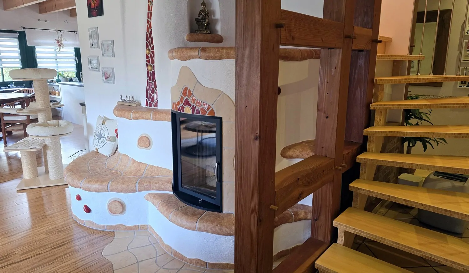 Wohn- und Essbereich (1)