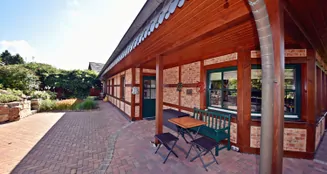 von_poll_real_estate_property_25216016_image_40