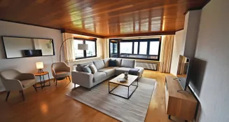 von_poll_real_estate_property_26216001_image_7