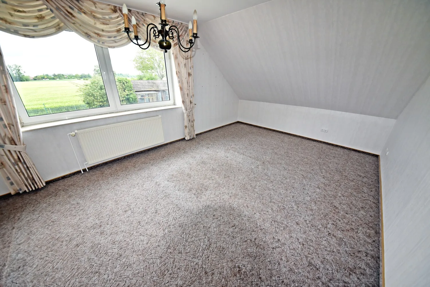 Schlafzimmer OG