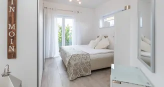 von_poll_real_estate_property_25270013_image_16