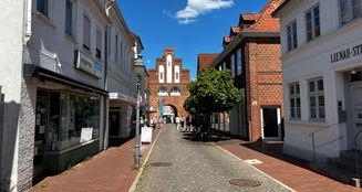 von_poll_real_estate_property_25270504_image_10