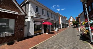 von_poll_real_estate_property_25270504_image_2