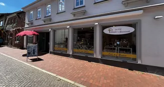 von_poll_real_estate_property_25270504_image_12