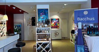 von_poll_real_estate_property_25270504_image_5