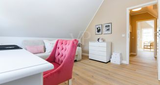von_poll_real_estate_property_25270009_image_22